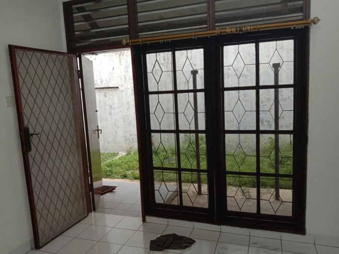 Rumah Disewakan di Cluster Meadow Green Lippo Cikarang